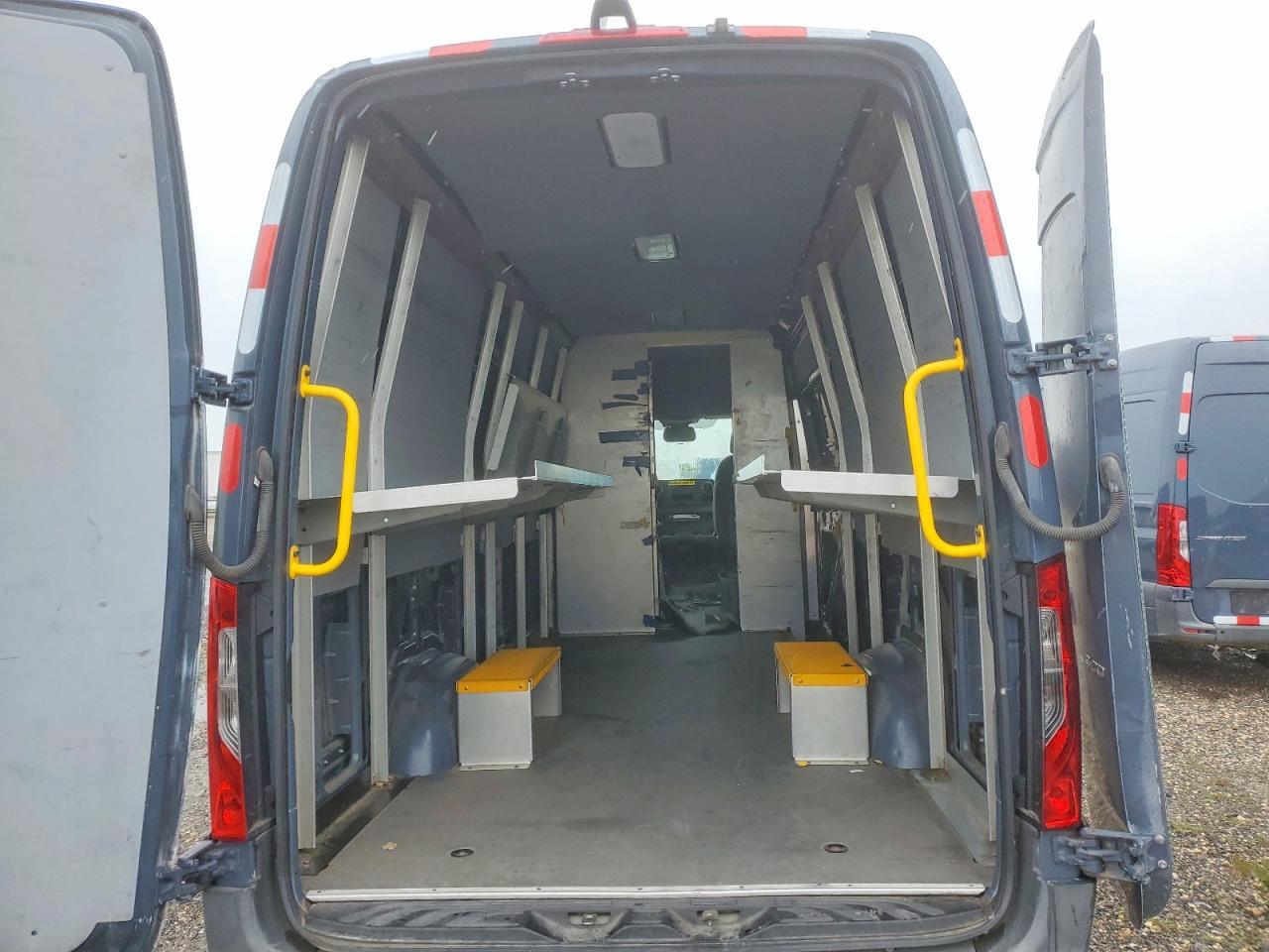 2019 MERCEDES-BENZ SPRINTER 2500 — Фото 10 из 13