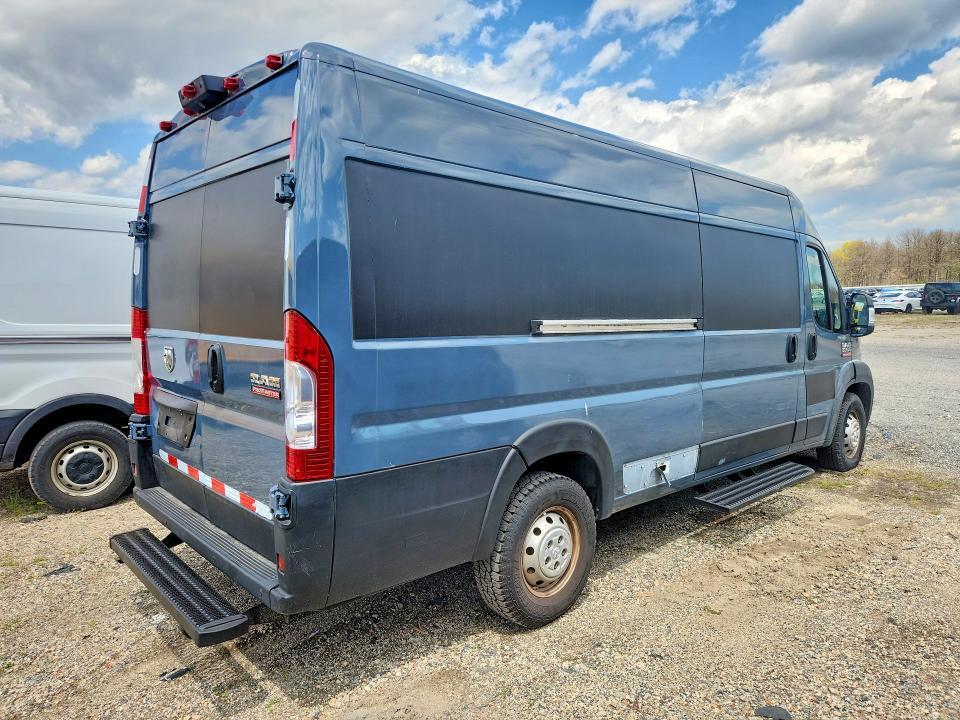 2019 RAM PROMASTER 3500 DELIVERY VAN — Фото 3 из 13