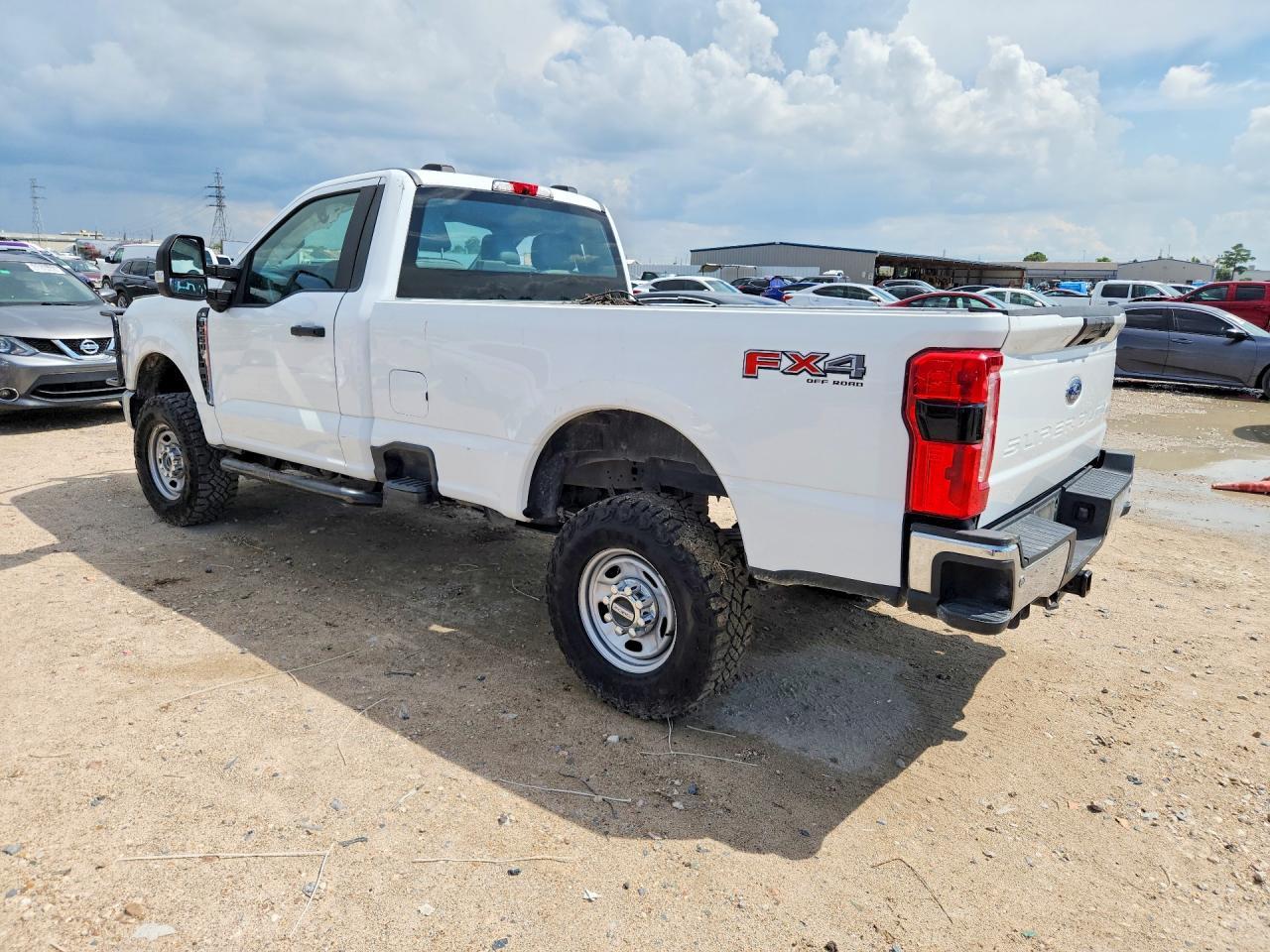 1FTBF2BA0PEC61117 2023 FORD F250 photo no. 2