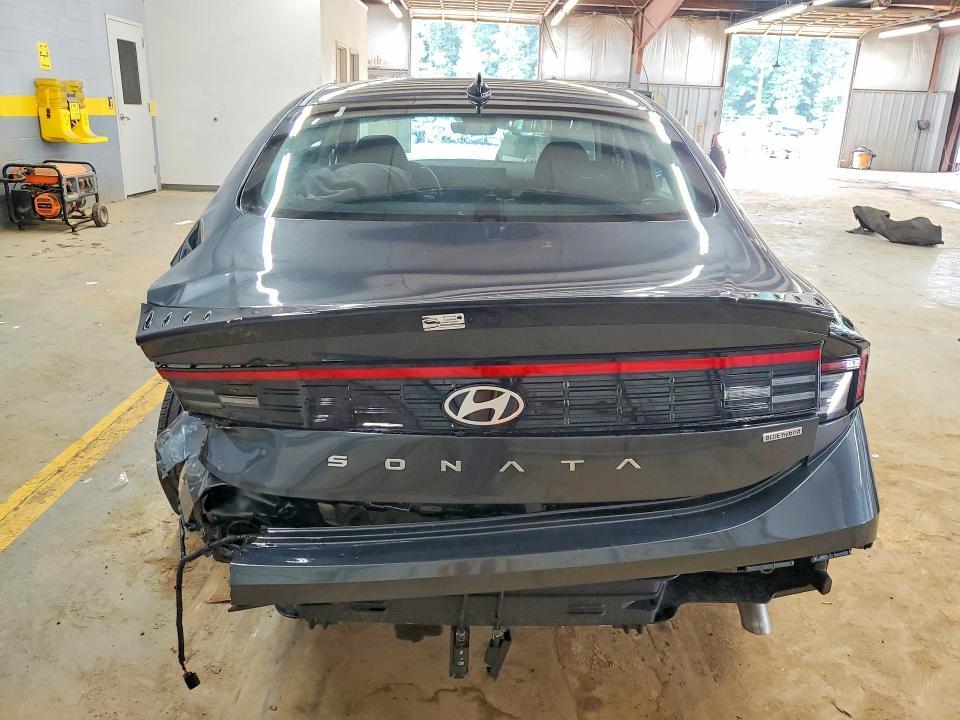 2026 HYUNDAI SONATA HYBRID BLUE — Фото 6 из 12