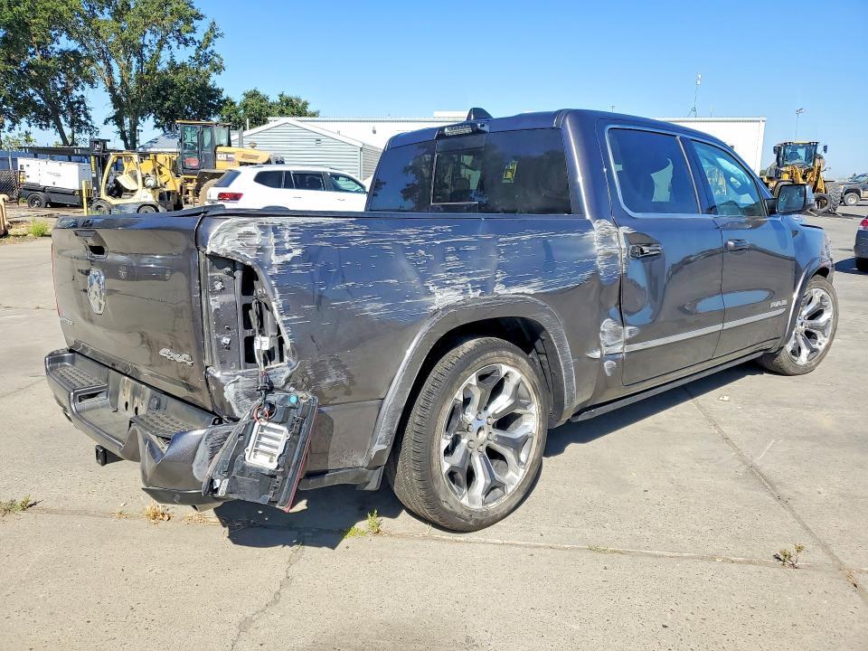 2023 RAM 1500 LIMITED — Фото 3 из 12