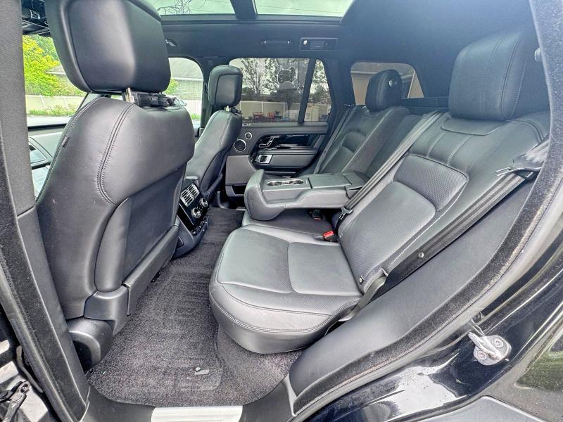 2021 LAND ROVER RANGE ROVER WESTMINSTER EDITION — Фото 12 из 13