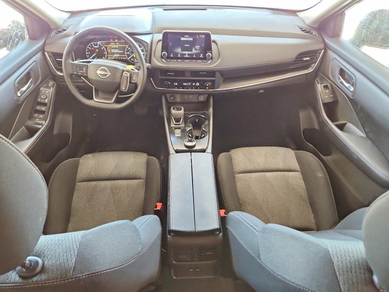2025 NISSAN ROGUE SV — Фото 8 из 13