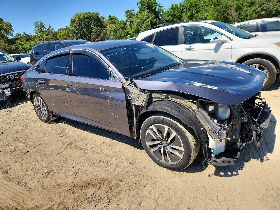 2018 HONDA ACCORD TOURING HYBRID — Фото 4 из 12