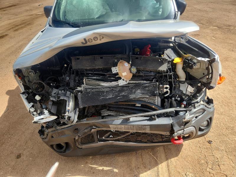 ZACCJBCB9JPH15552 2018 JEEP RENEGADE photo no. 11