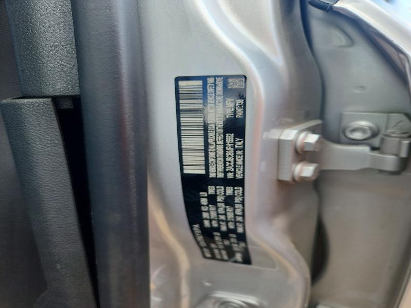 ZACCJBCB9JPH15552 2018 JEEP RENEGADE photo no. 12