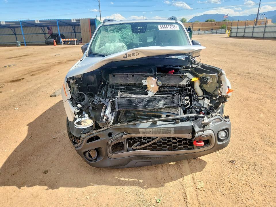 ZACCJBCB9JPH15552 2018 JEEP RENEGADE photo no. 5