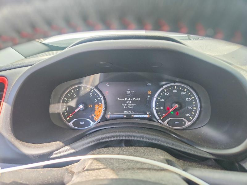 ZACCJBCB9JPH15552 2018 JEEP RENEGADE photo no. 9