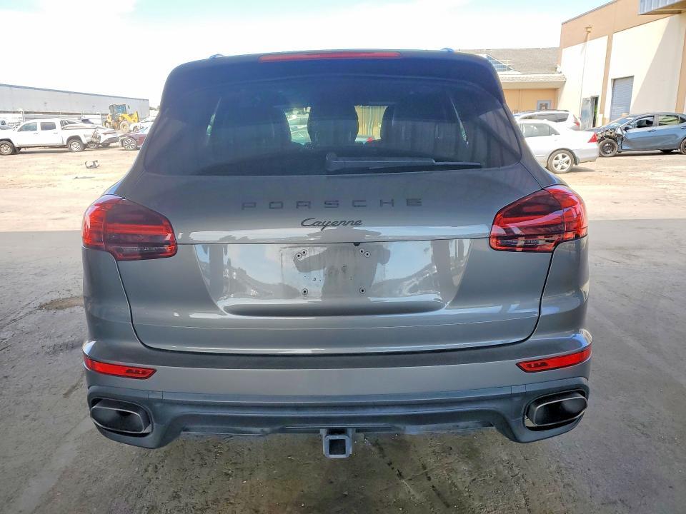 WP1AA2A25JKA04742 2018 PORSCHE CAYENNE photo no. 6