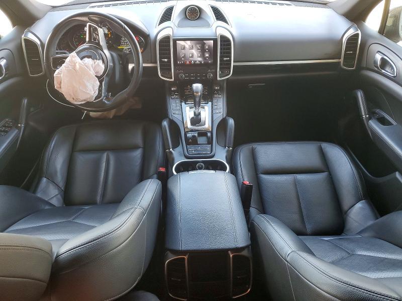 WP1AA2A25JKA04742 2018 PORSCHE CAYENNE photo no. 8