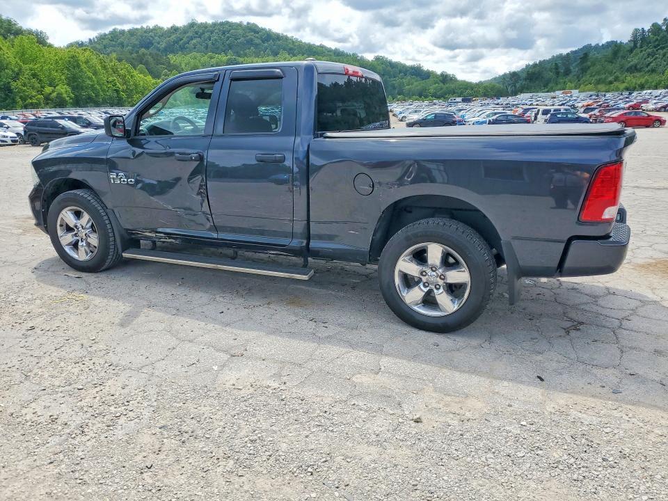1C6RR7FG3JS320307 2018 RAM 1500 photo no. 2