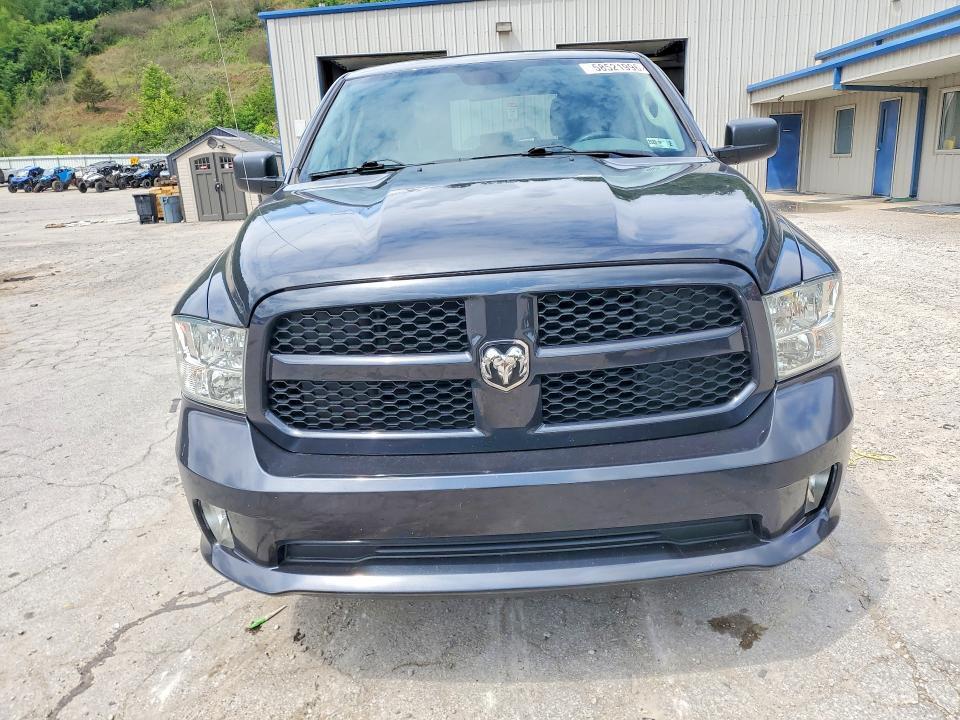 1C6RR7FG3JS320307 2018 RAM 1500 photo no. 5