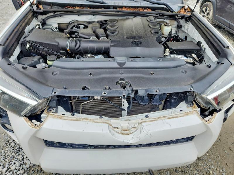 2018 TOYOTA 4RUNNER SR5 PREMIUM — Фото 12 из 14