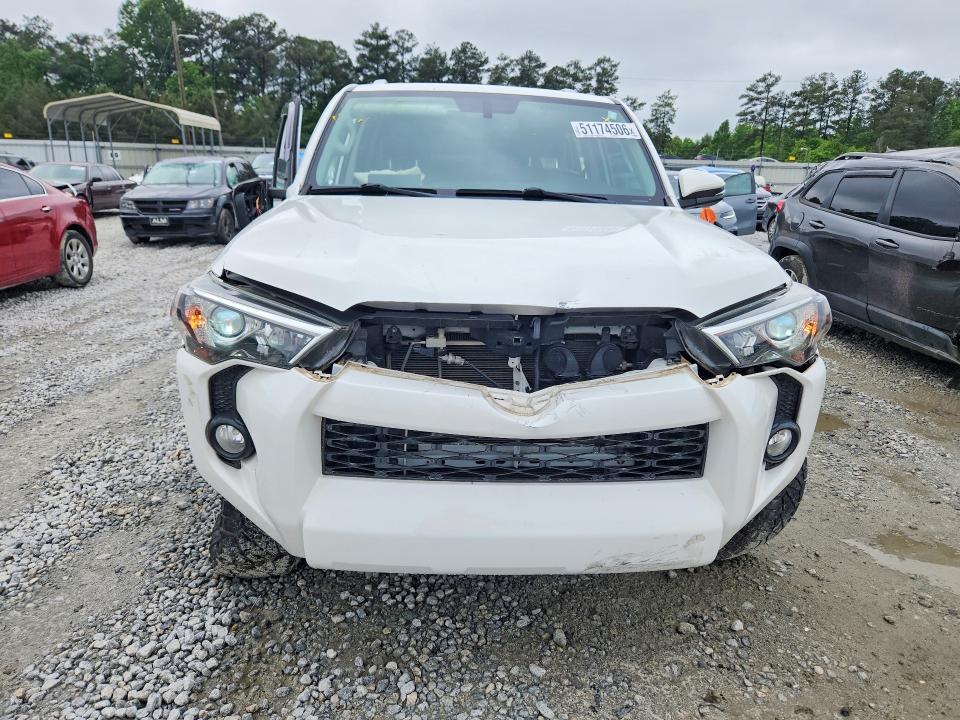 2018 TOYOTA 4RUNNER SR5 PREMIUM — Фото 5 из 14