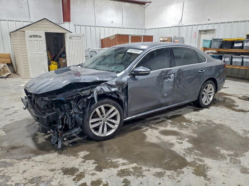 1VWBA7A31JC021878 2018 VOLKSWAGEN PASSAT photo no. 1