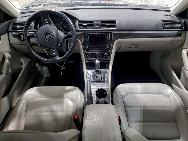 1VWBA7A31JC021878 2018 VOLKSWAGEN PASSAT photo no. 8