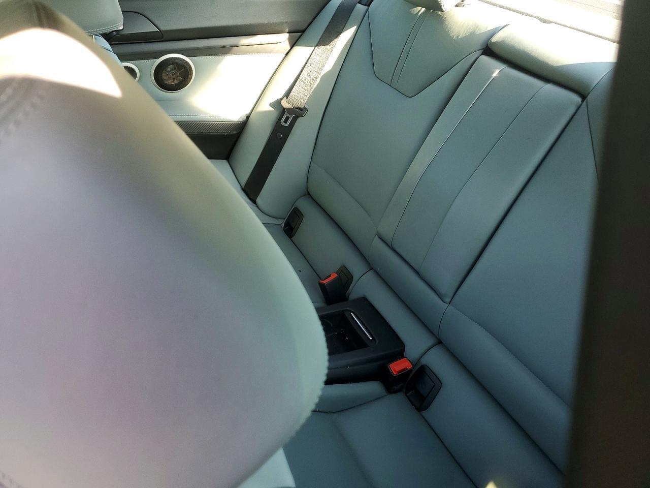 2008 BMW M3 — Фото 10 из 12