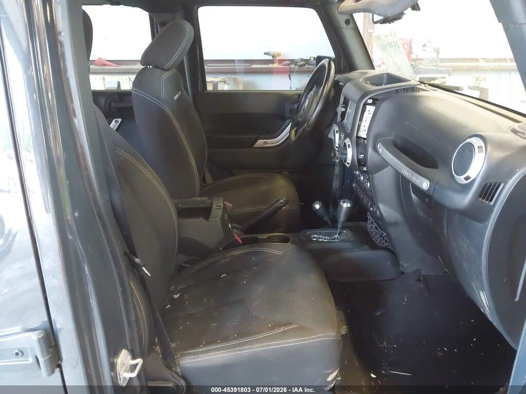 1C4BJWFG5GL254714 2016 JEEP WRANGLER UNLIMITED photo no. 5