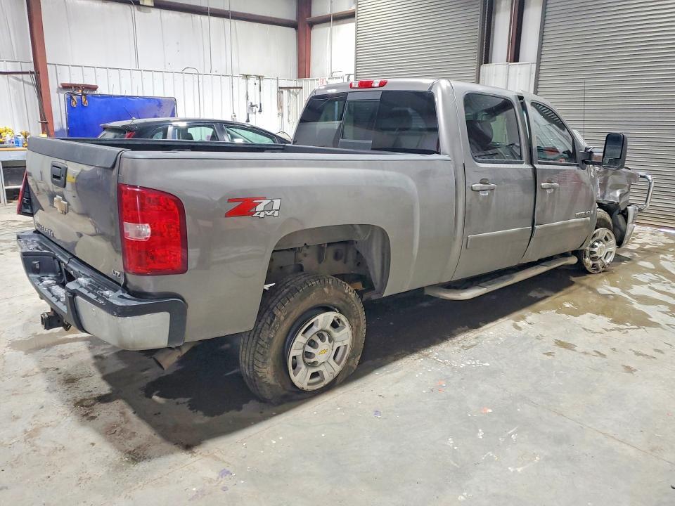 2008 CHEVROLET SILVERADO K2500 HEAVY DUTY — Фото 3 из 12