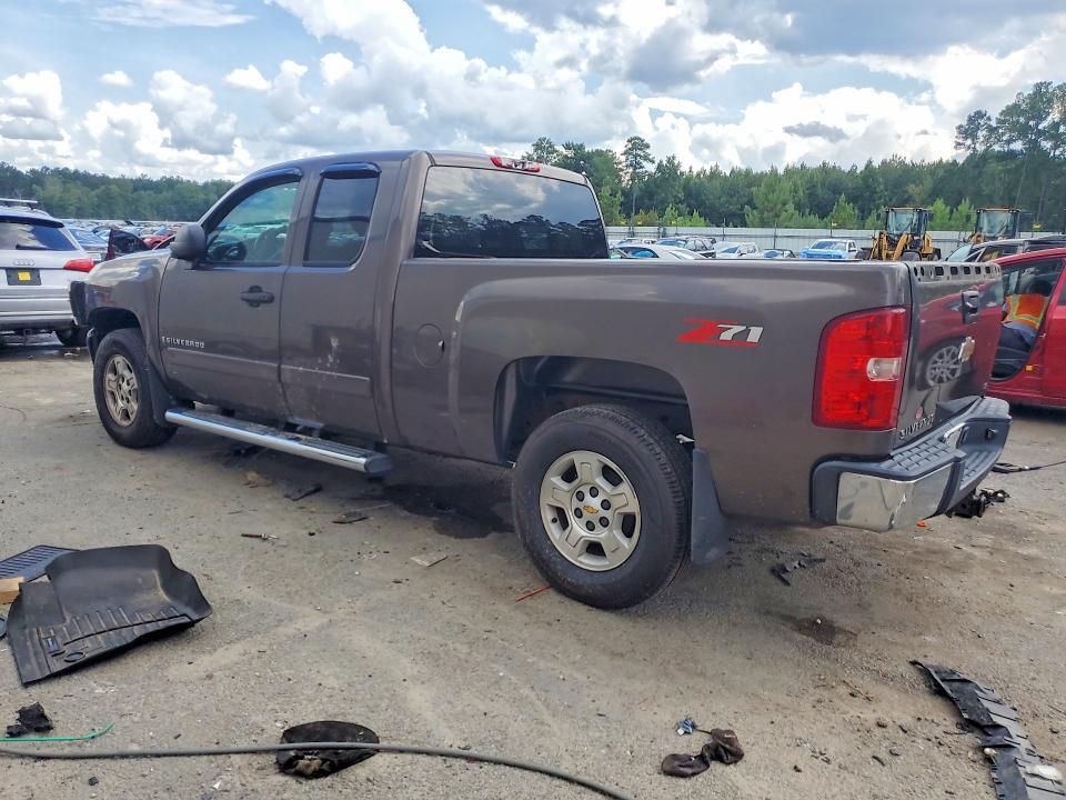 2008 CHEVROLET SILVERADO C1500 — Фото 2 из 12