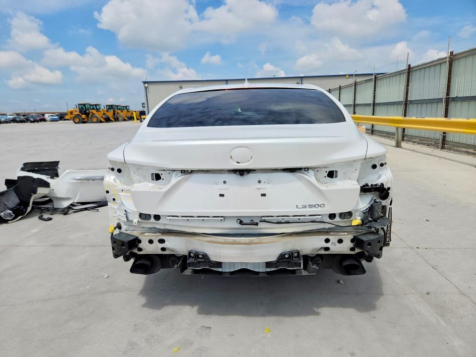 2021 LEXUS LS 500 BASE — Фото 6 из 13