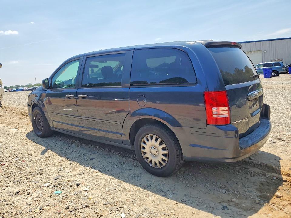 2008 CHRYSLER TOWN & COUNTRY LX — Фото 2 из 13