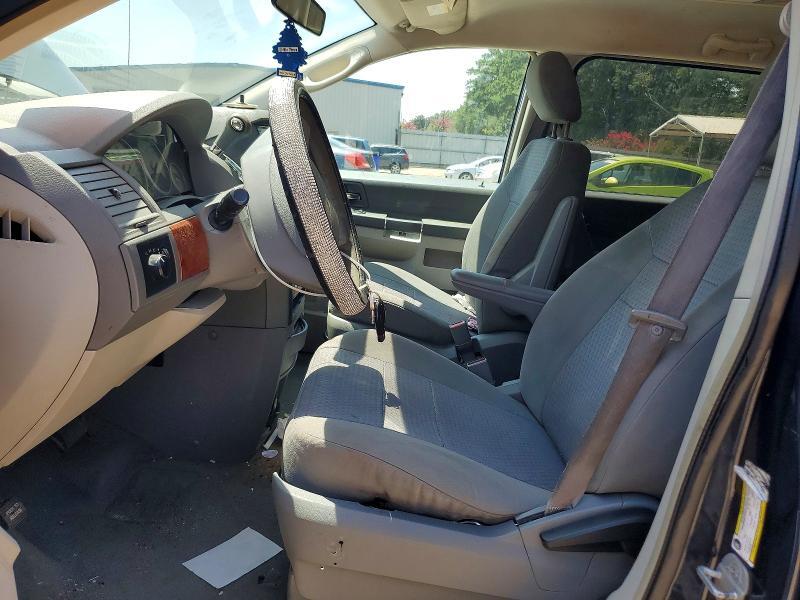 2008 CHRYSLER TOWN & COUNTRY LX — Фото 7 из 13