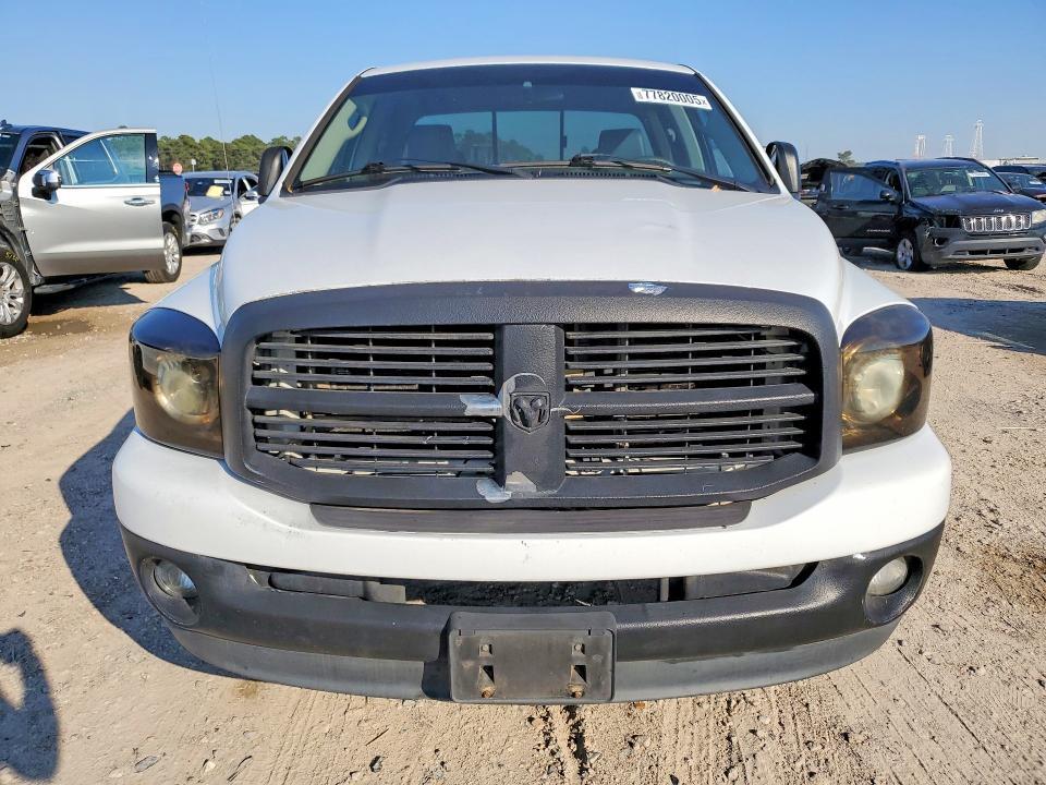 2008 DODGE RAM 1500 ST — Фото 5 из 12