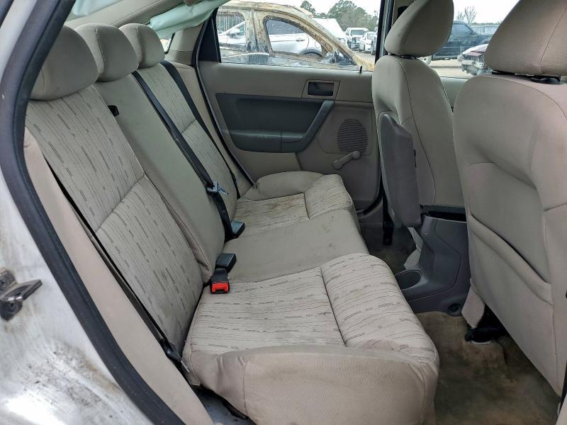 1FAHP34NX8W190118 2008 FORD FOCUS photo no. 10