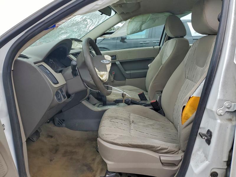 1FAHP34NX8W190118 2008 FORD FOCUS photo no. 7