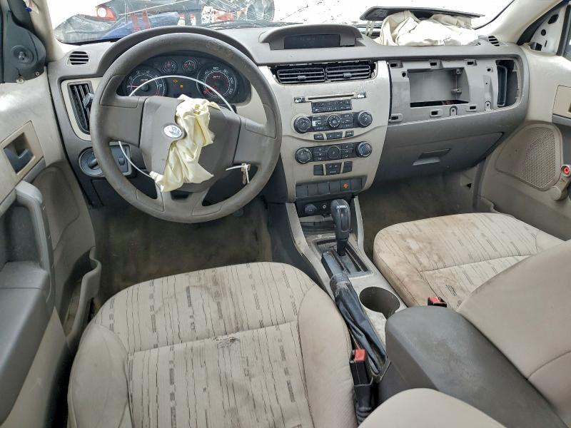 1FAHP34NX8W190118 2008 FORD FOCUS photo no. 8