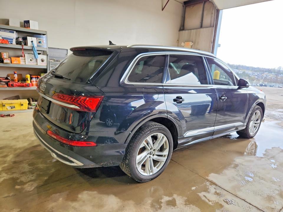 WA1LJAF78MD038024 2021 AUDI Q7 photo no. 3