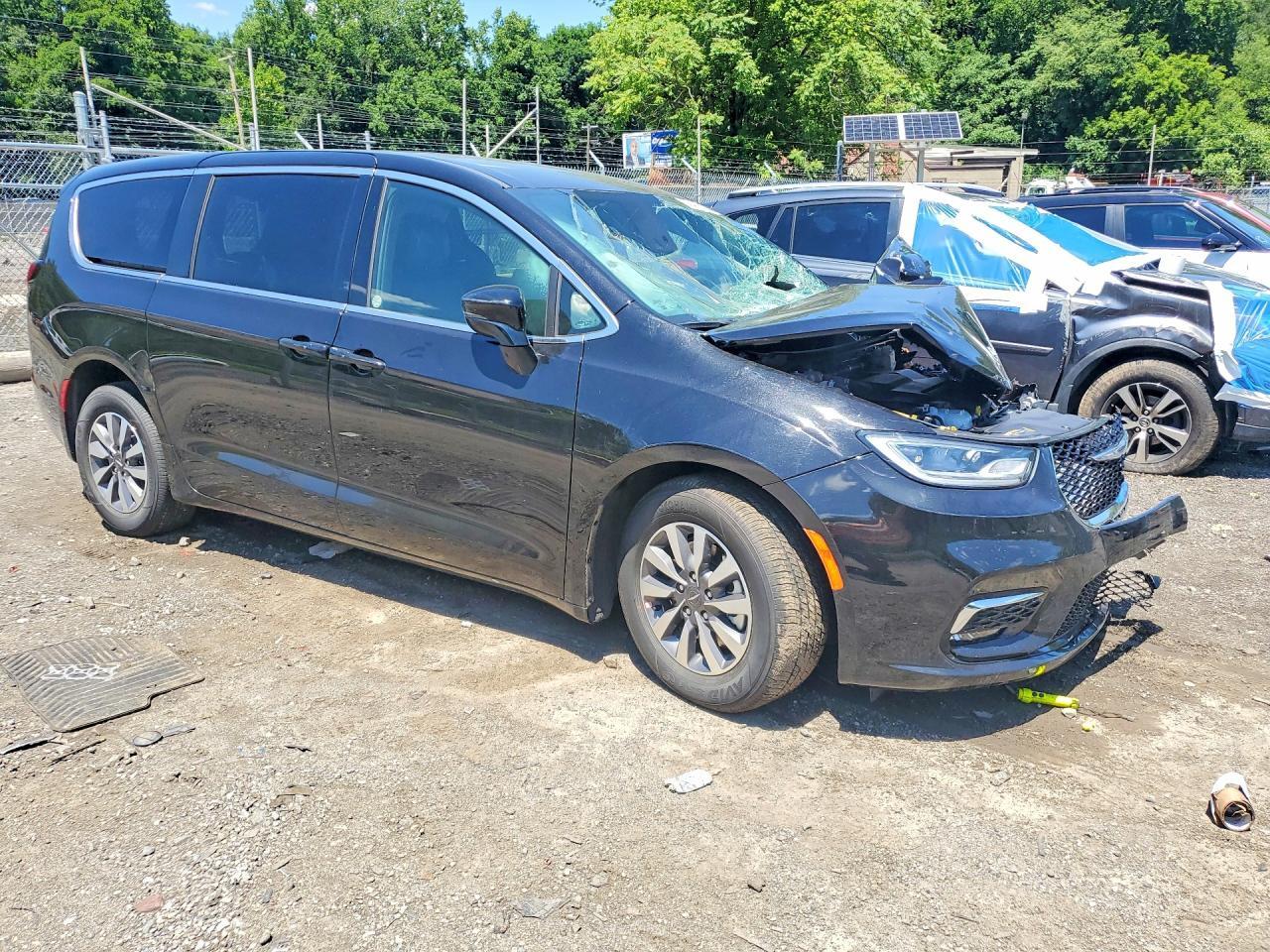 2C4RC1S75SR573922 2025 CHRYSLER PACIFICA photo no. 4