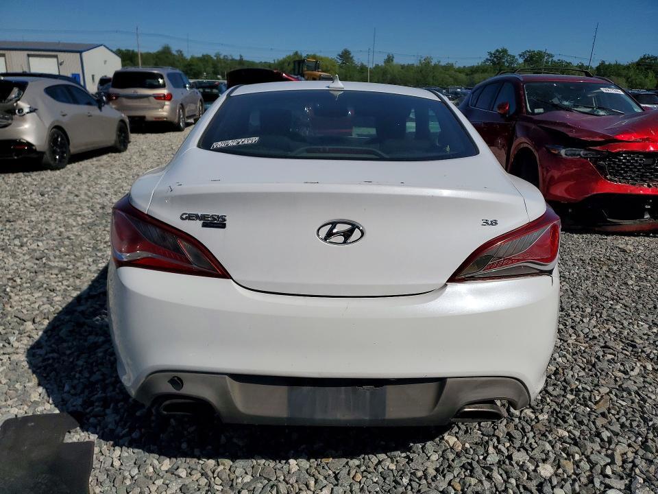 2016 HYUNDAI GENESIS COUPE 3.8L — Фото 6 из 12
