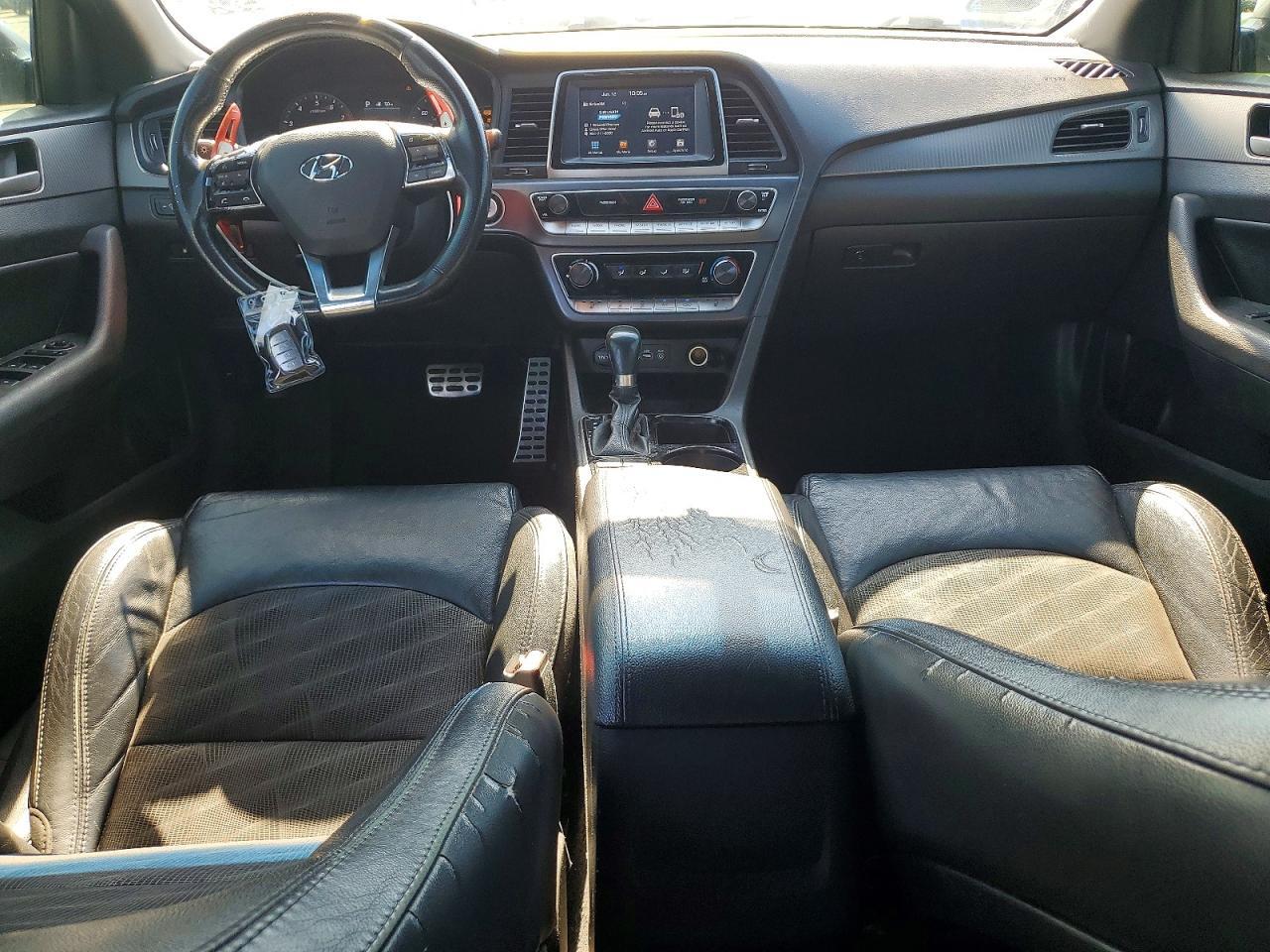 2018 HYUNDAI SONATA SPORT — Фото 8 из 12