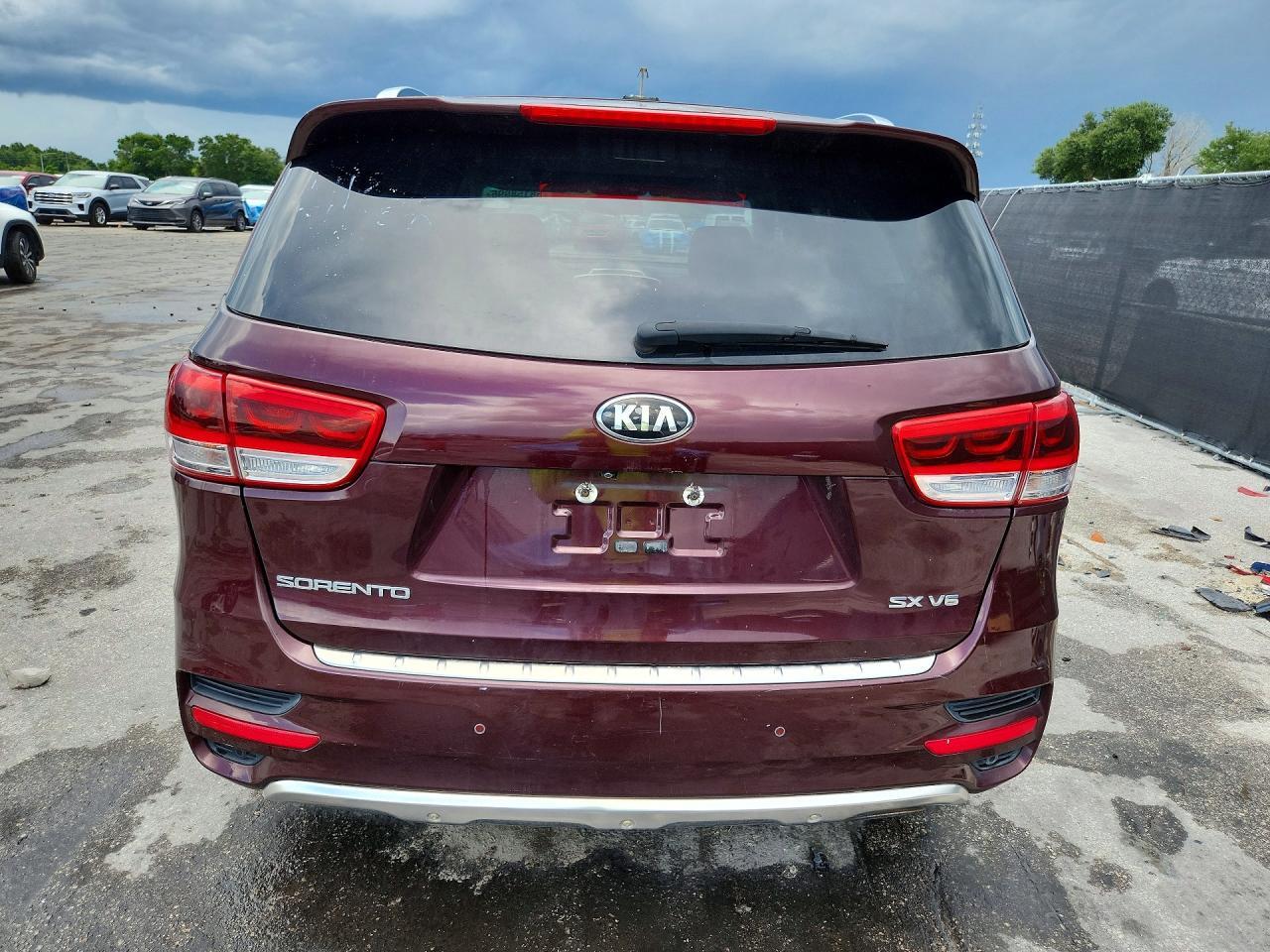 2017 KIA SORENTO SX V6 — Фото 6 из 13