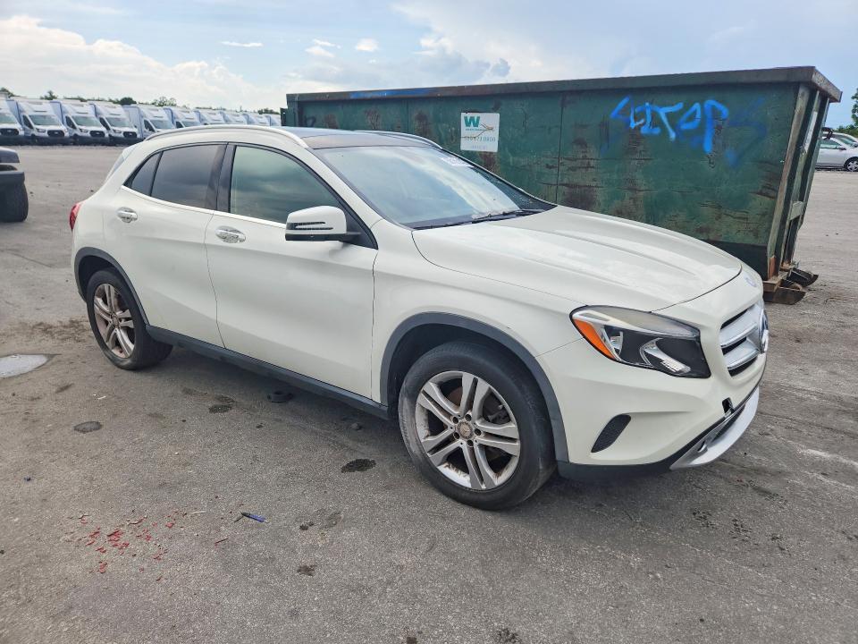 2016 MERCEDES-BENZ GLA 250 4MATIC — Фото 4 из 14