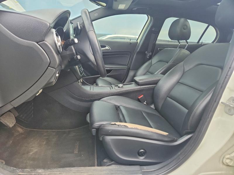2016 MERCEDES-BENZ GLA 250 4MATIC — Фото 7 из 14