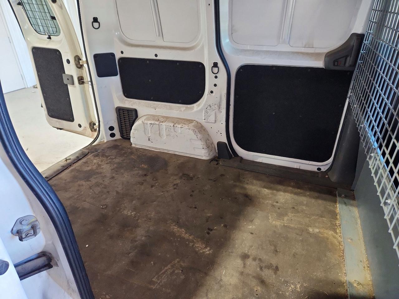 2021 NISSAN NV200 — Фото 11 из 14