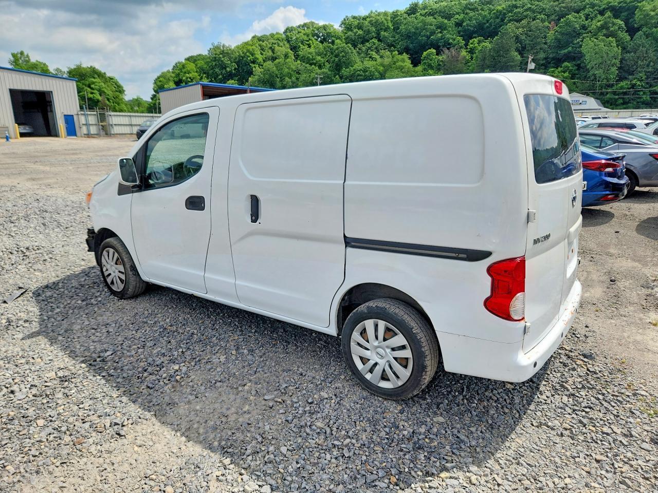 2021 NISSAN NV200 — Фото 2 из 14