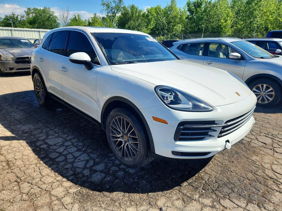 2019 PORSCHE CAYENNE — Фото 4 из 13