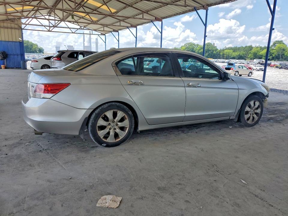 1HGCP36848A072916 2008 HONDA ACCORD photo no. 3