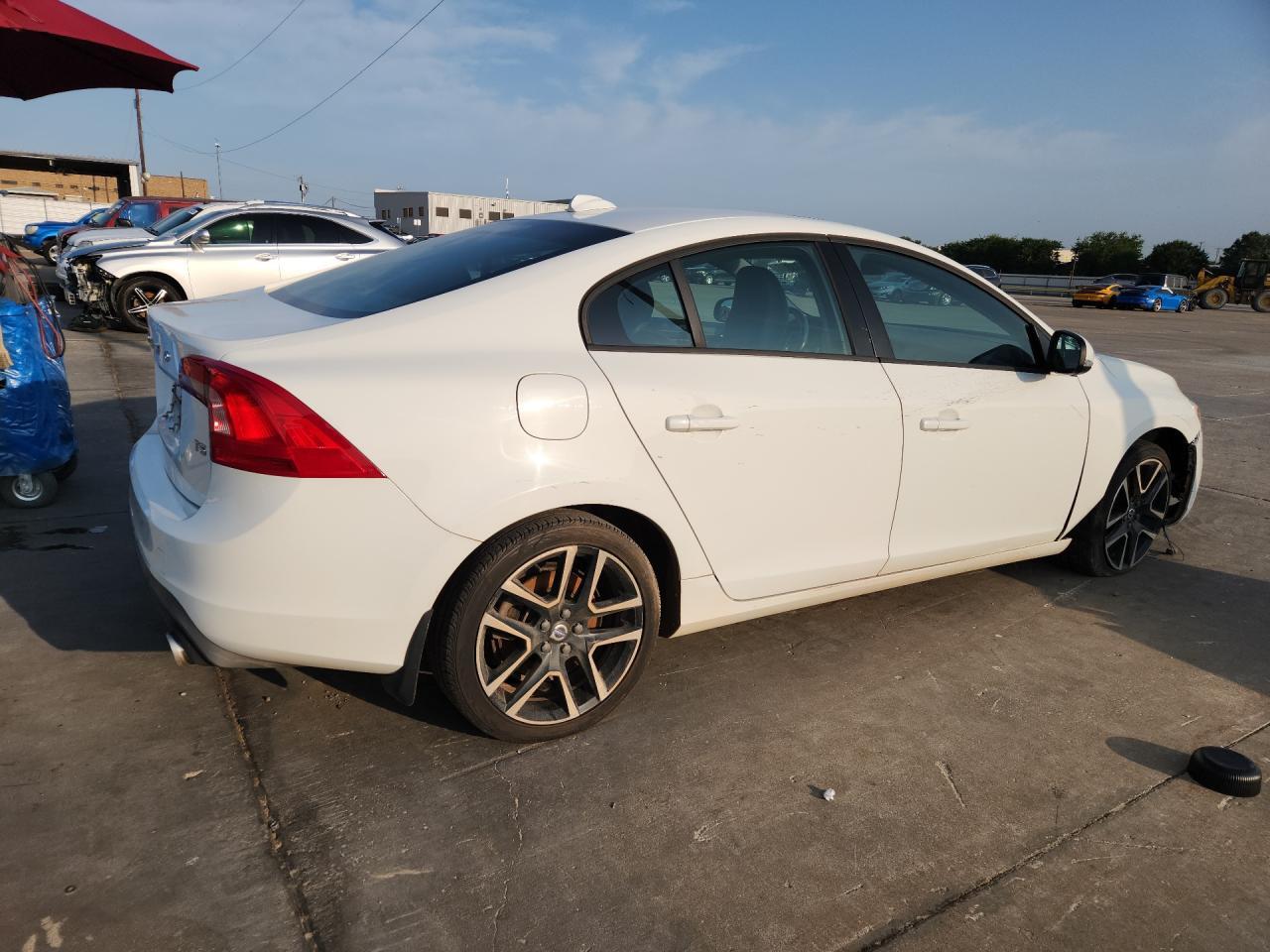 2018 VOLVO S60 DYNAMIC — Фото 3 из 13