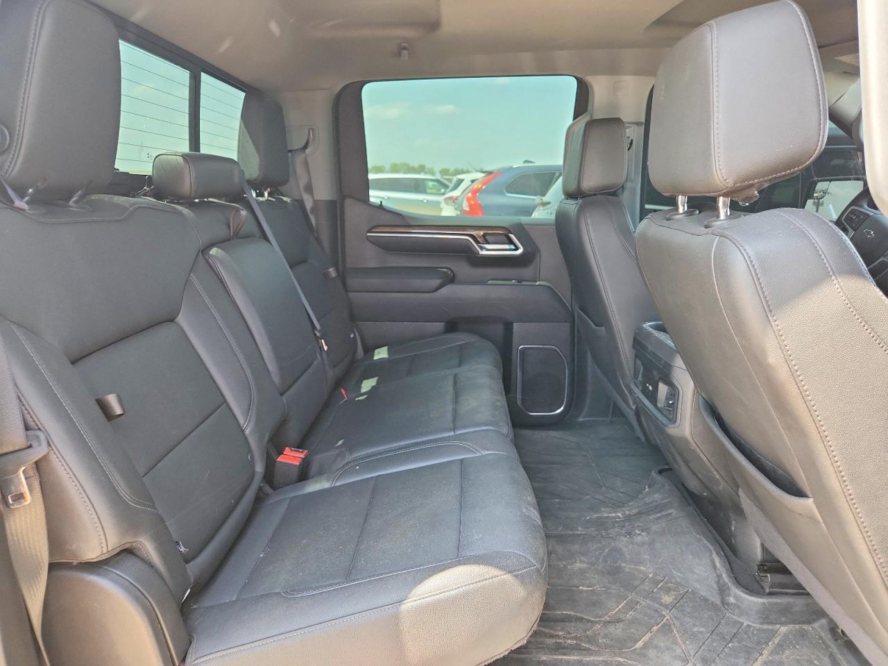 2024 CHEVROLET SILVERADO C1500 RST — Фото 10 из 12