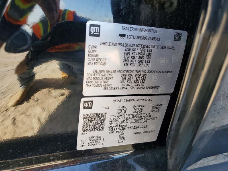 2026 GMC SIERRA K1500 AT4 — Фото 12 из 12