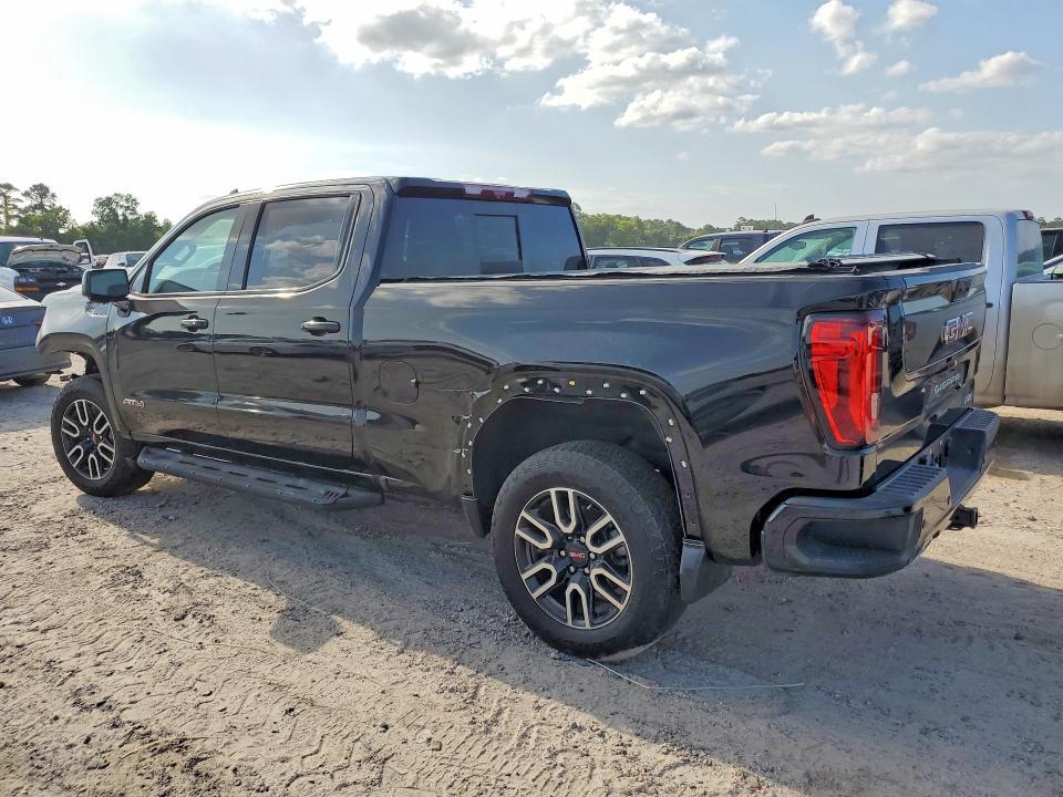 2026 GMC SIERRA K1500 AT4 — Фото 2 из 12