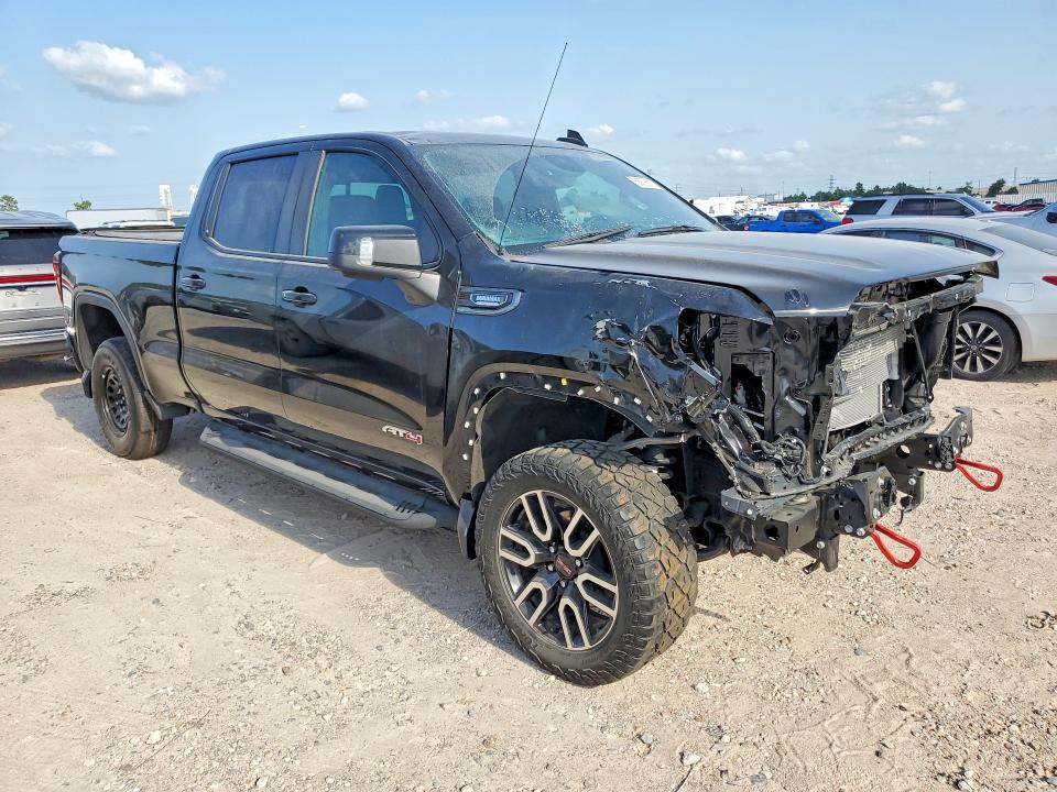 2026 GMC SIERRA K1500 AT4 — Фото 4 из 12