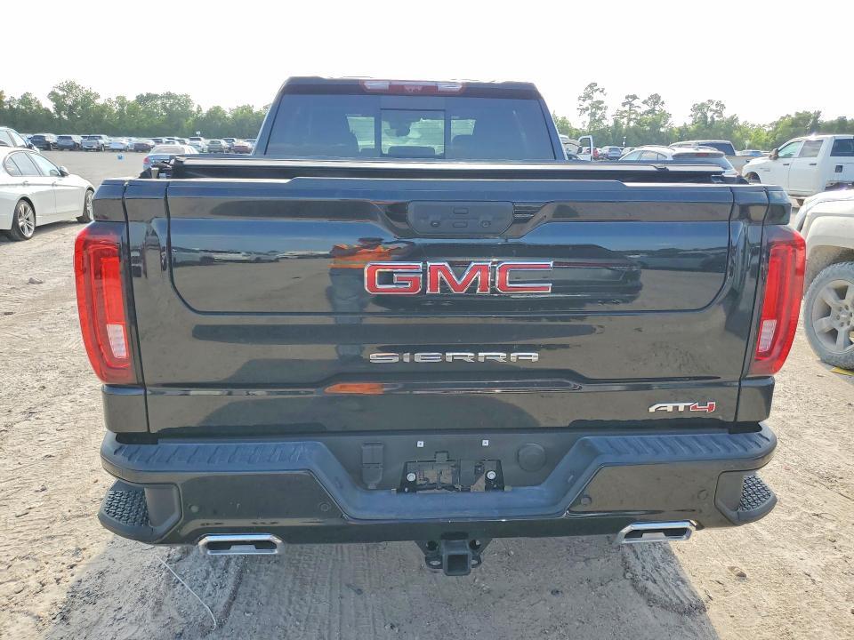 2026 GMC SIERRA K1500 AT4 — Фото 6 из 12