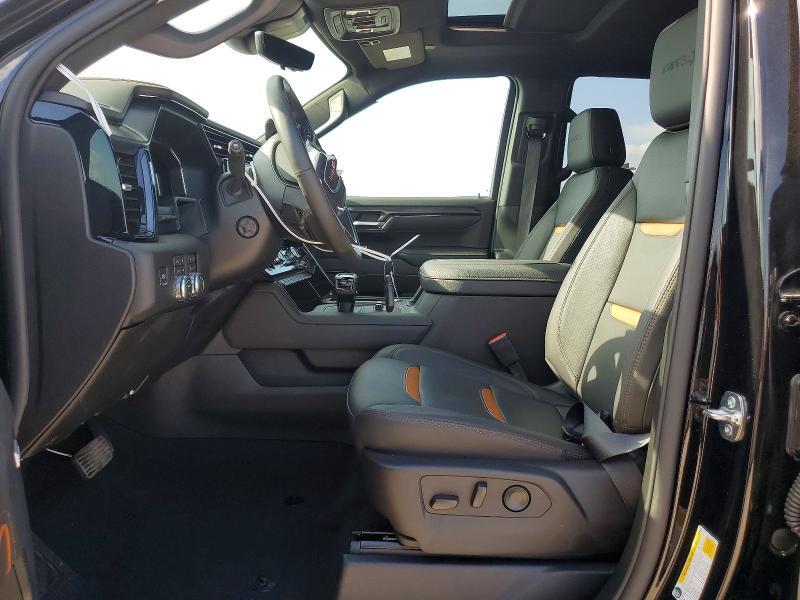 2026 GMC SIERRA K1500 AT4 — Фото 7 из 12