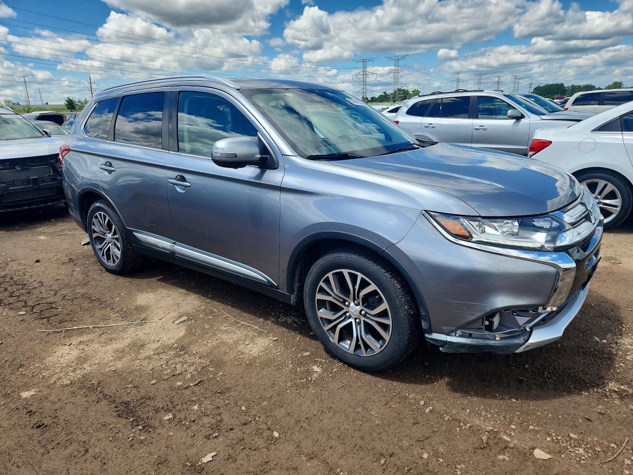 2017 MITSUBISHI OUTLANDER SE — Фото 4 из 13